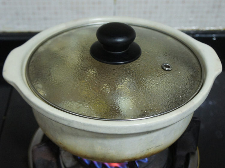 猪蹄黄豆莲藕汤步骤10