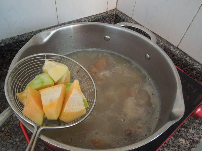 木瓜黄豆煲猪蹄步骤7