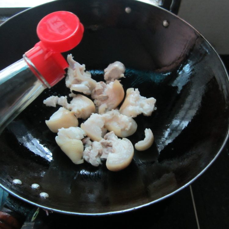 咸豆豉蒸猪蹄步骤6