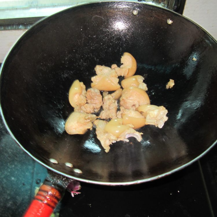 咸豆豉蒸猪蹄步骤7