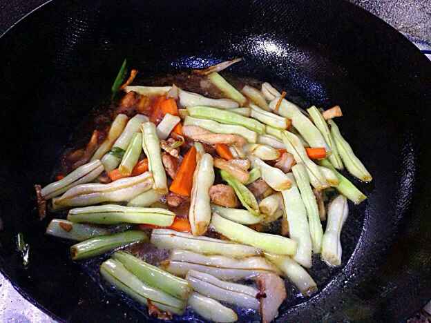 家常炖芸豆步骤6