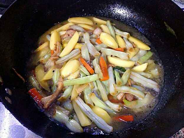 家常炖芸豆步骤8