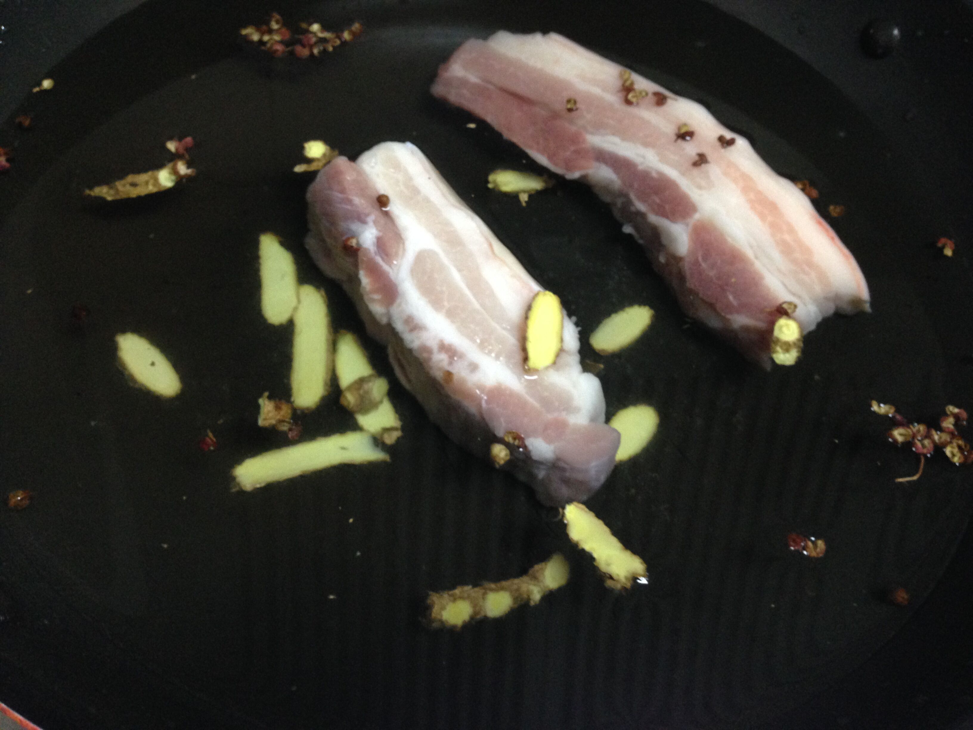 美味回锅肉步骤1