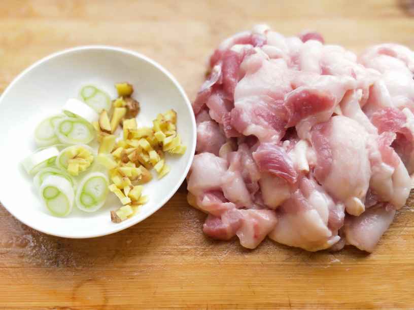 豆豉辣椒炒肉步骤2