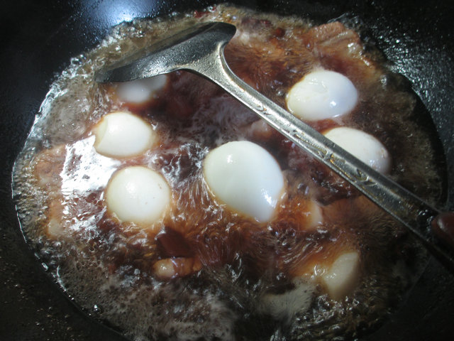 鸡蛋烧五花肉步骤11