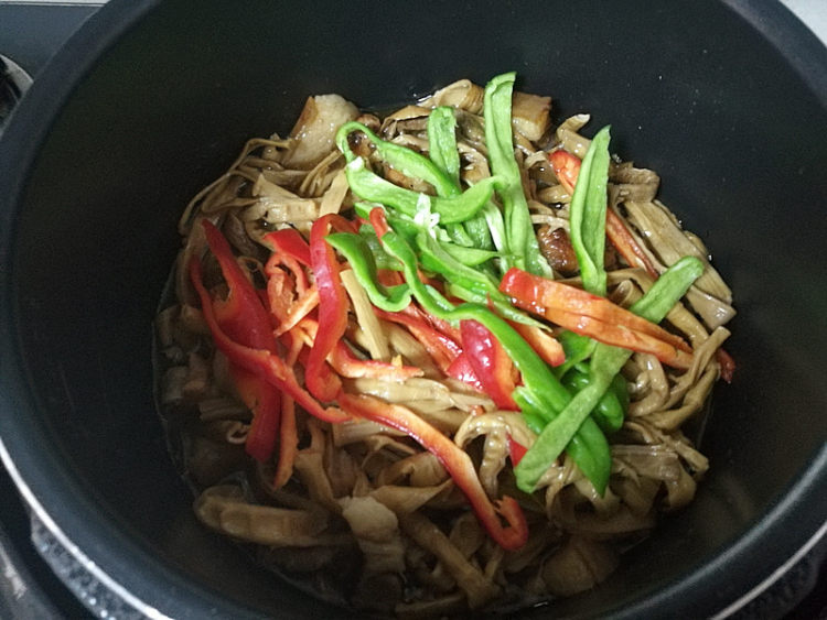 咸笋炖五花肉步骤14
