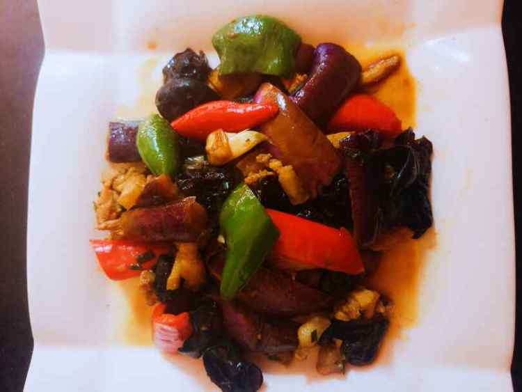 茄子肉丝煲步骤13