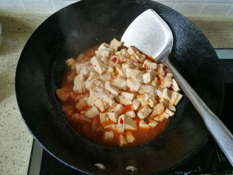五花肉焖豆瓣酱豆腐步骤11