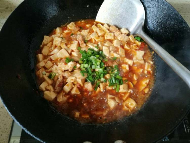 五花肉焖豆瓣酱豆腐步骤12
