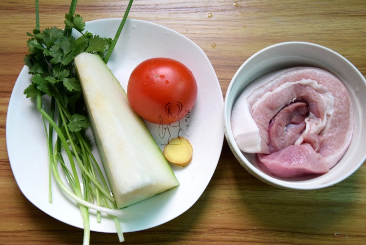 冬瓜番茄肉丸汤步骤1