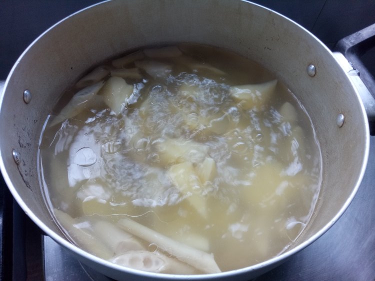 肉丝炒笋片步骤4