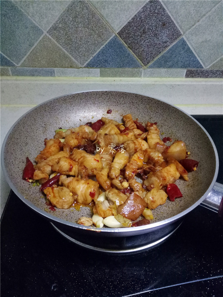 五花肉炖粉条步骤8