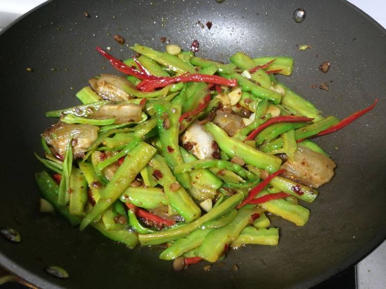 苦瓜回锅肉步骤10