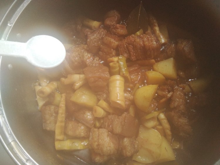 竹笋红烧肉步骤15