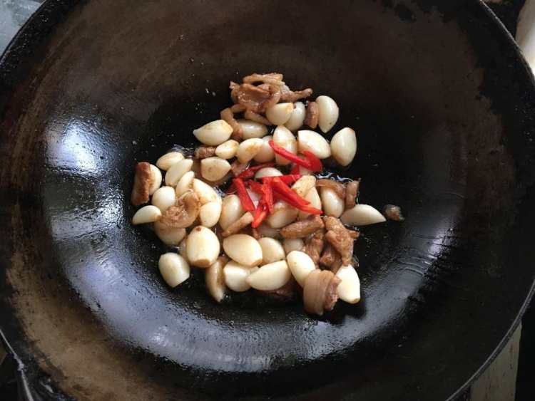 大蒜烧肉步骤7