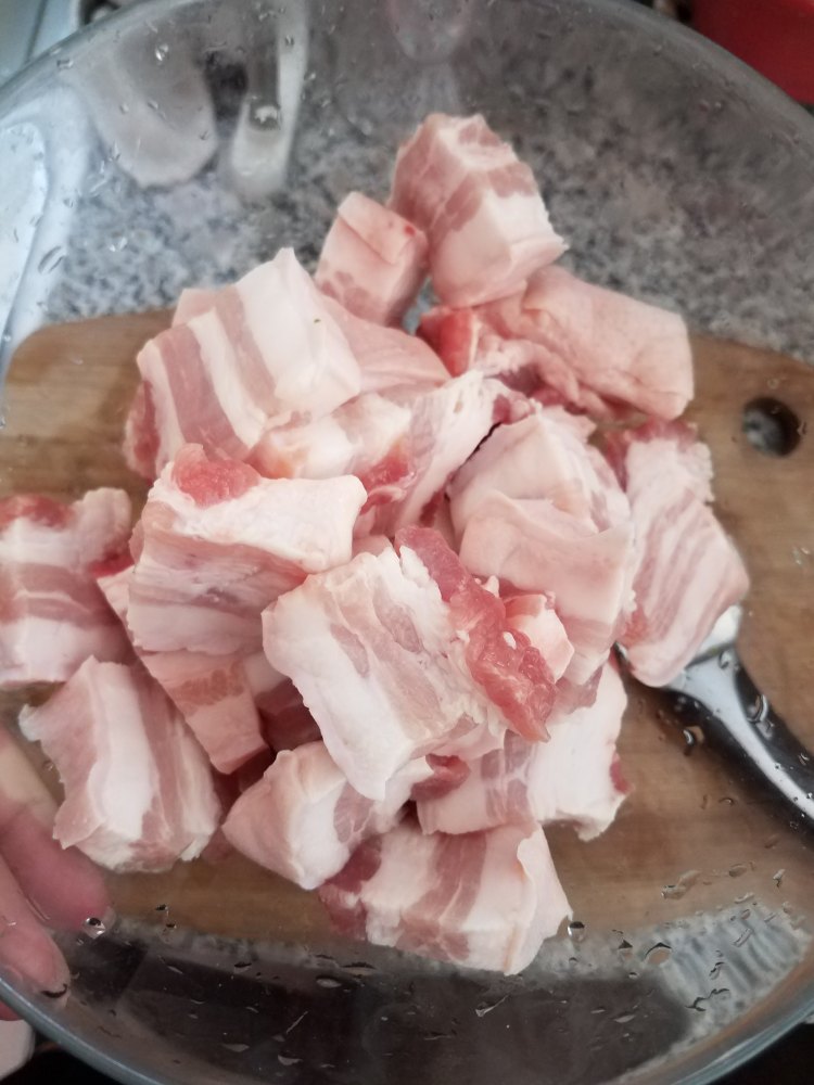 照烧五花豆腐煲步骤1