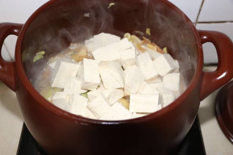 砂锅炖菜步骤4