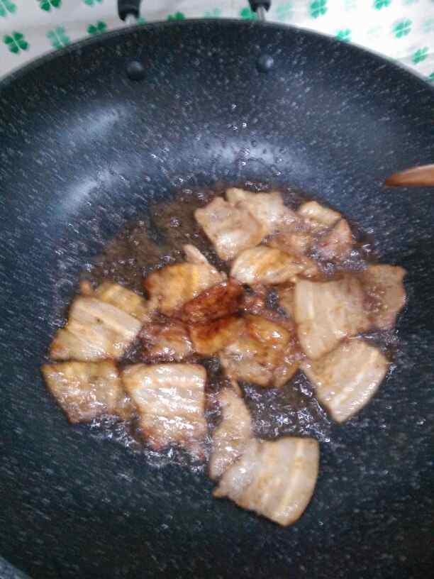 杂蔬炒五花肉步骤3