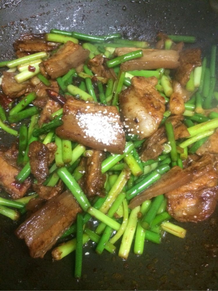 蒜薹回锅肉步骤8
