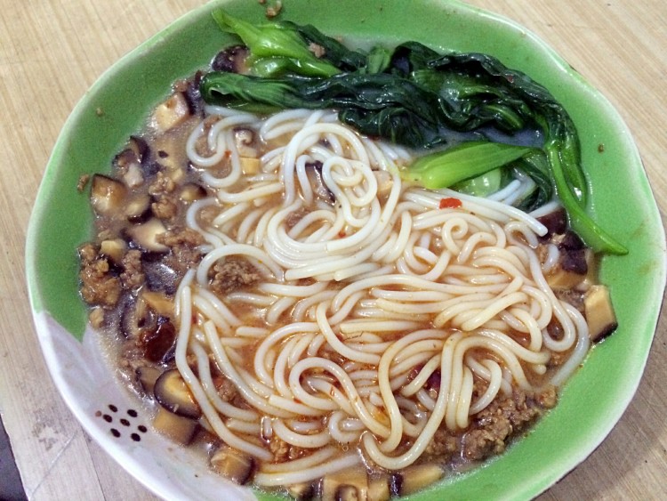 香菇米线步骤6