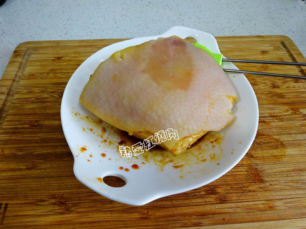 广式脆皮烧肉步骤7