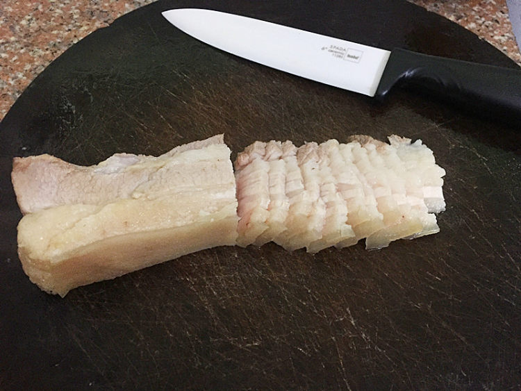 三丝回锅肉步骤3
