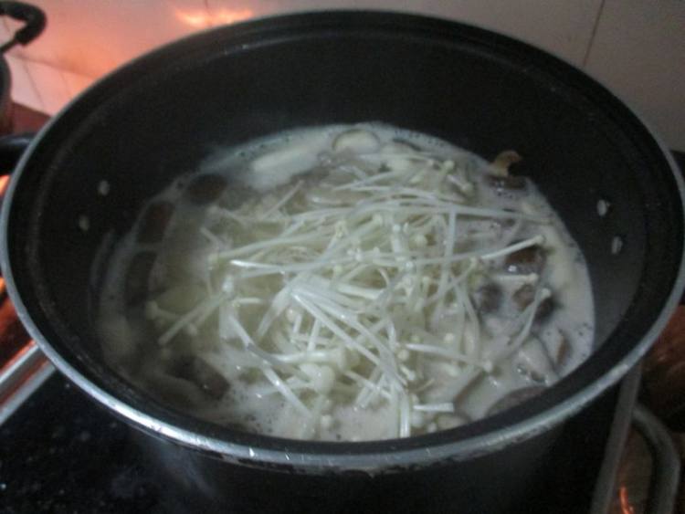 肉圆豆腐汤步骤9