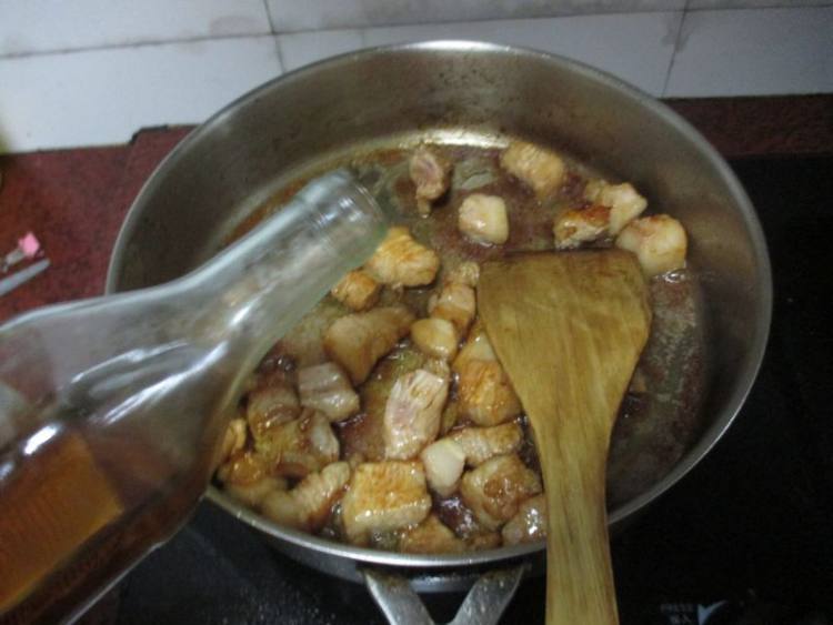 南乳烧五花肉豆腐步骤5