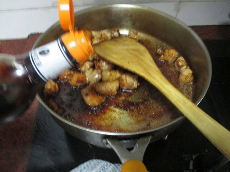 南乳烧五花肉豆腐步骤6