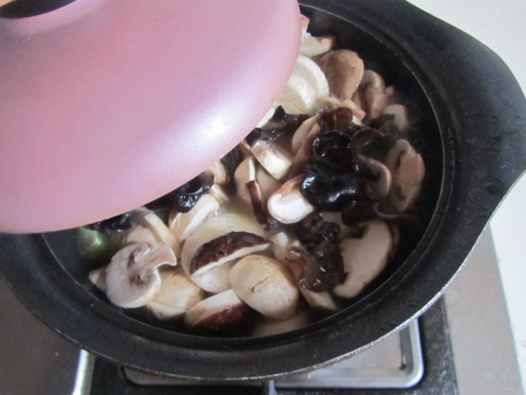 什菌菇煲步骤7