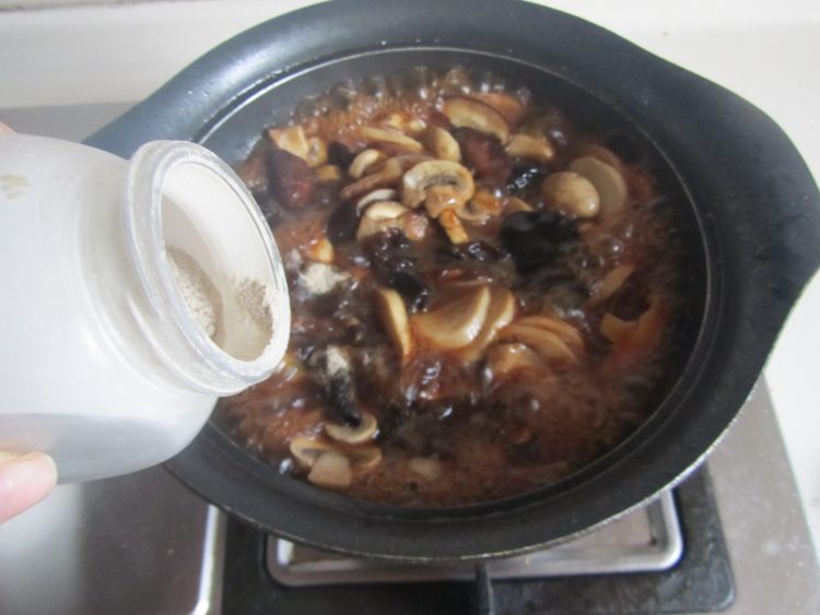 什菌菇煲步骤8