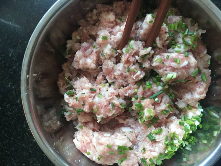 黄金肉卷步骤1