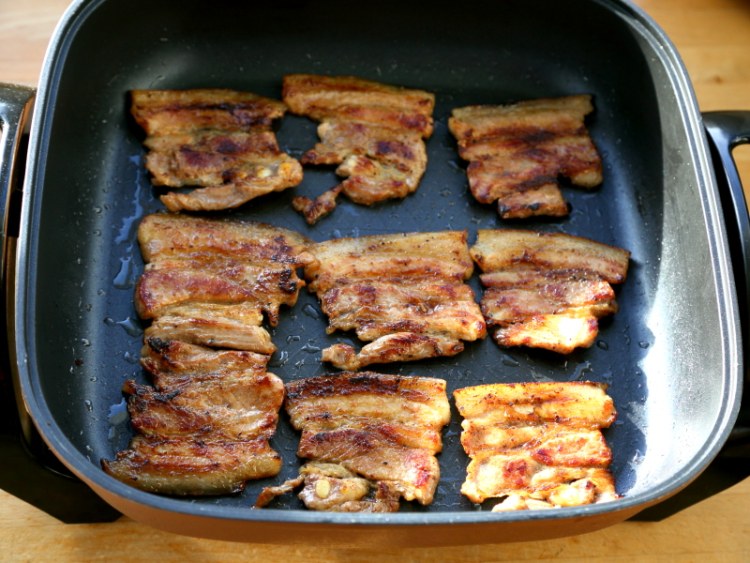 生煎五花肉卷饼步骤9