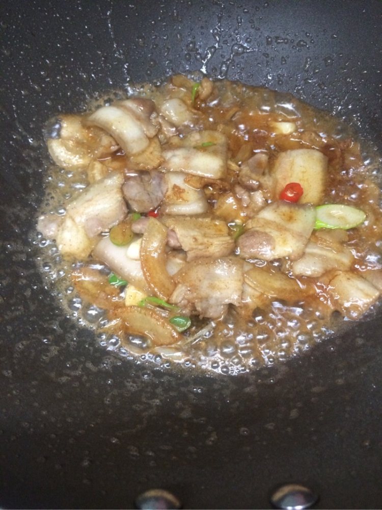 白菜豆腐片炒肉步骤4