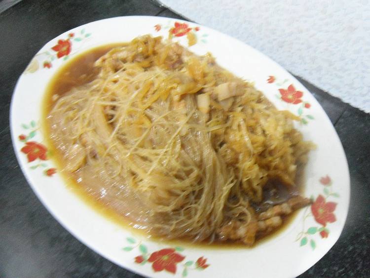 五花肉烧酸菜步骤10