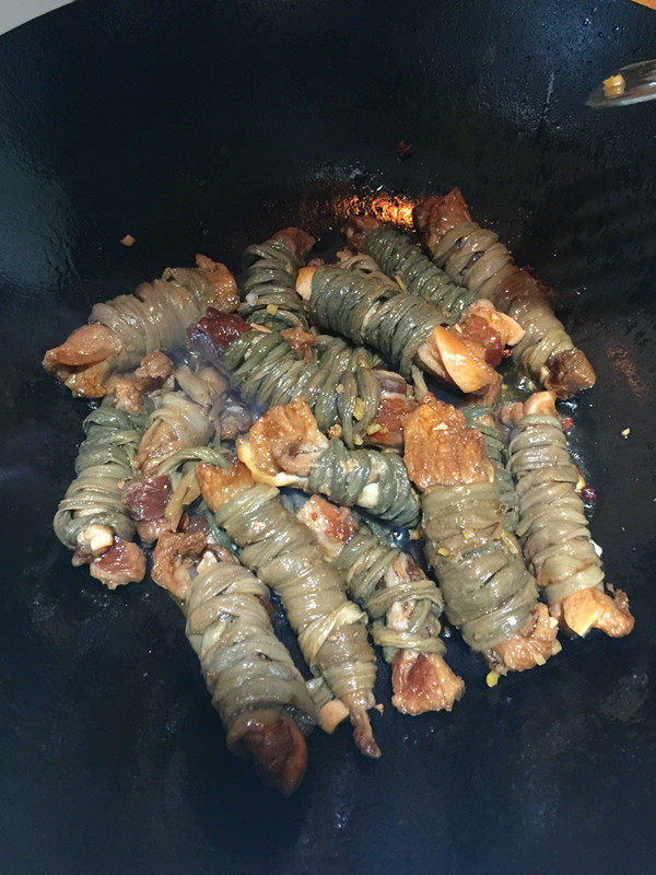 干豇豆烧肉步骤5