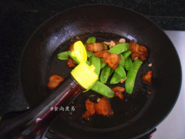 荷兰豆炒五花肉步骤6