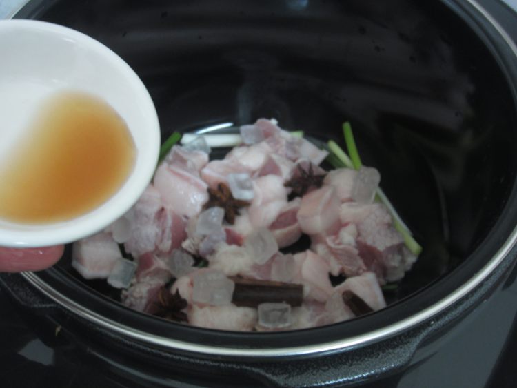 红烧肉#非转基因金龙步骤9