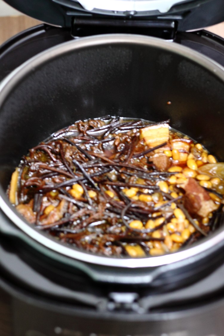 蕨菜黄豆炖肉步骤13
