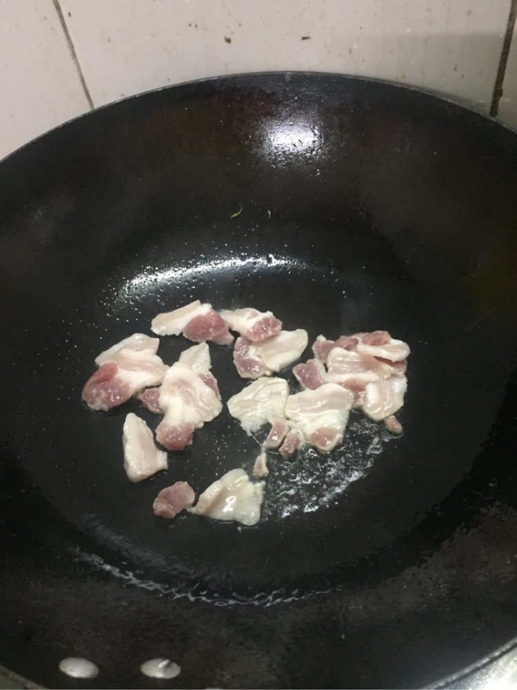 五花肉盖菜心步骤9