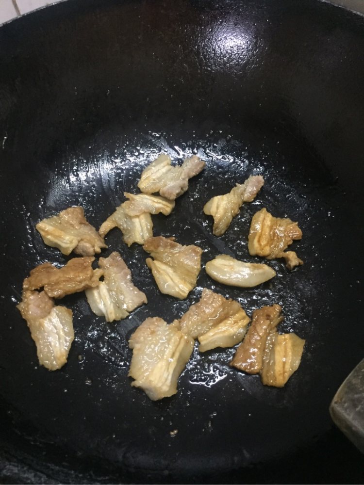 五花肉盖菜心步骤12