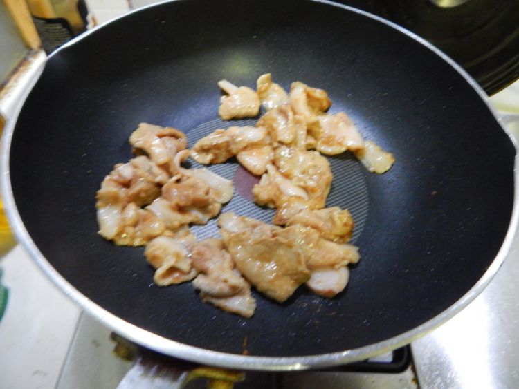 花菜炒五花肉步骤4