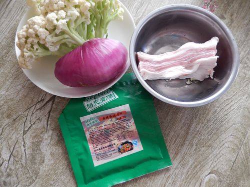 香辣炸花菜步骤1