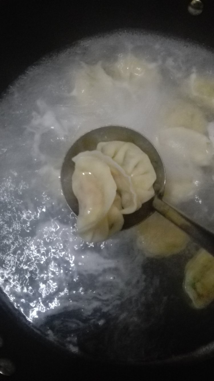 白菜猪菜饺子步骤5