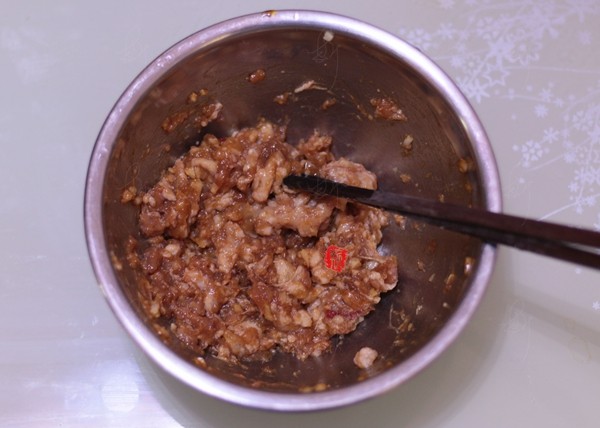 南乳花生肉馅包步骤4