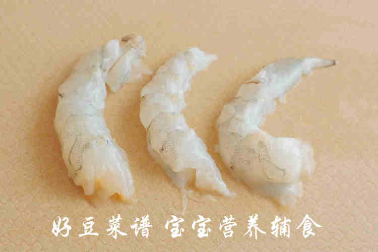 虾仁猪肉蛋卷步骤2