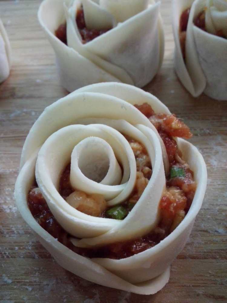 玫瑰锅贴步骤9