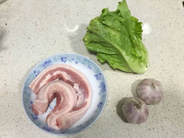 盐蒜五花肉步骤1