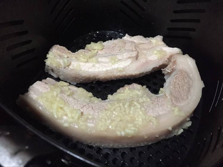 盐蒜五花肉步骤6