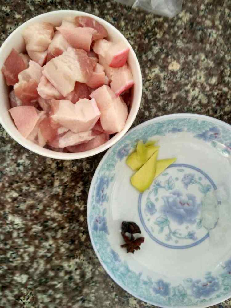 超简版红烧肉步骤1